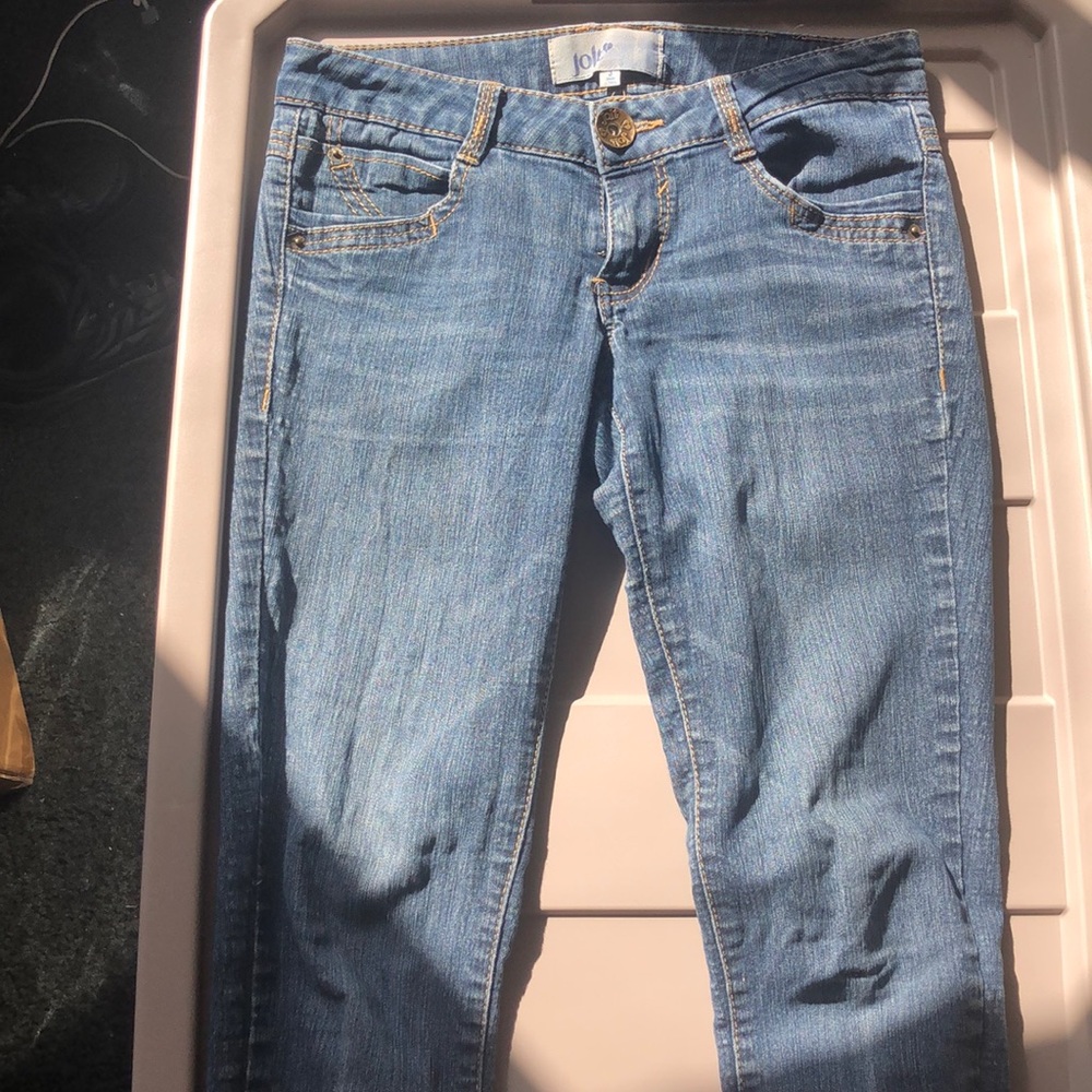 Capris